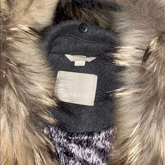 Soia & Kyo Dark Gray Wool Coat with Faux Fur Collar | Sz S - Picture 3 of 4